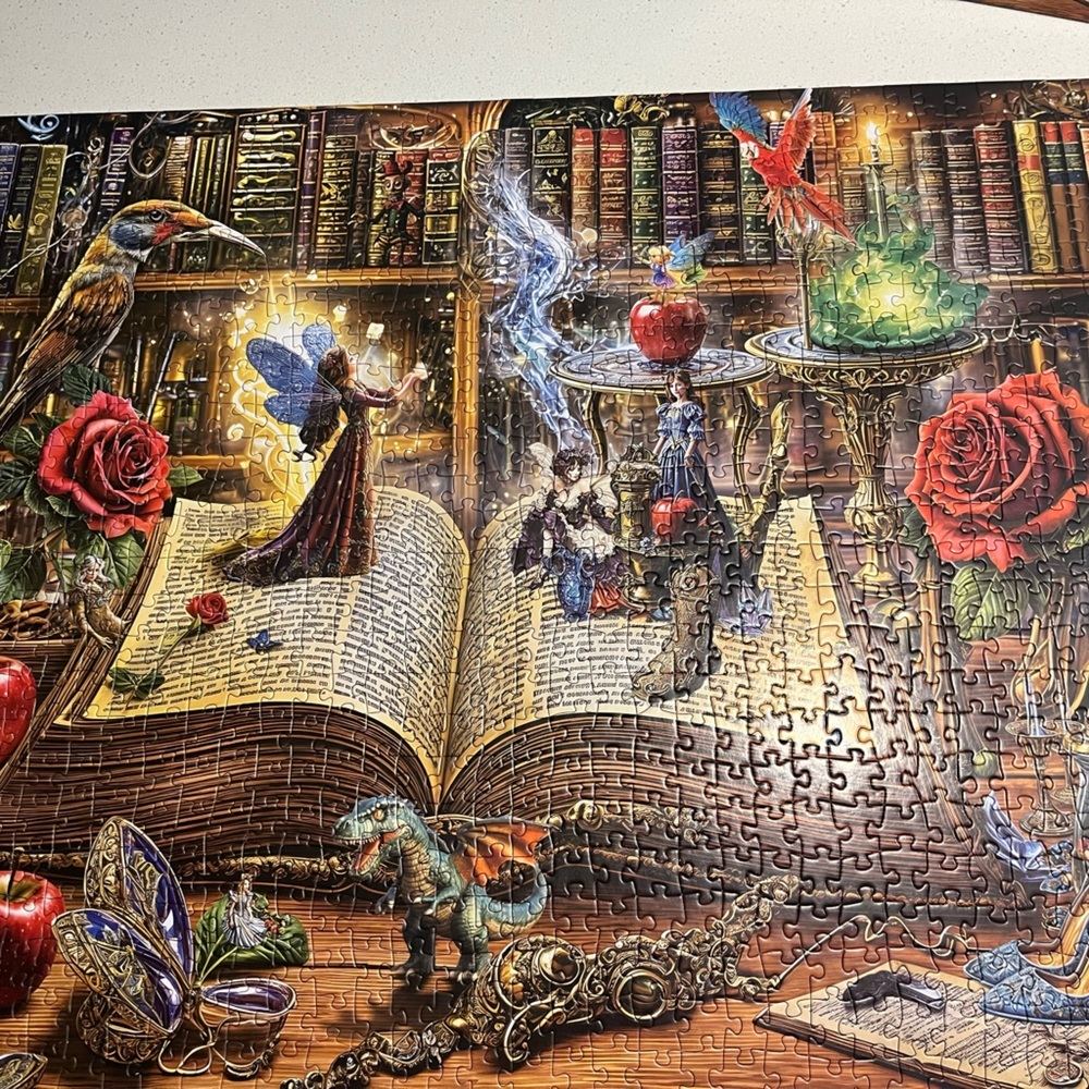 Magic Book 1,000 Piece Puzzle - Picture 2 of 4